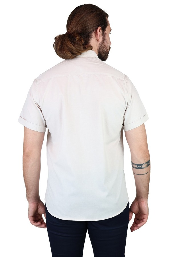 Camisa Manga Corta Color Arena Con Bolsa Semi Oculta Para Caballero