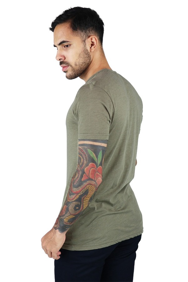 Camisa Slim Fit Manga Corta Cuello Redondo Verde Olivo Jaspe Hombre