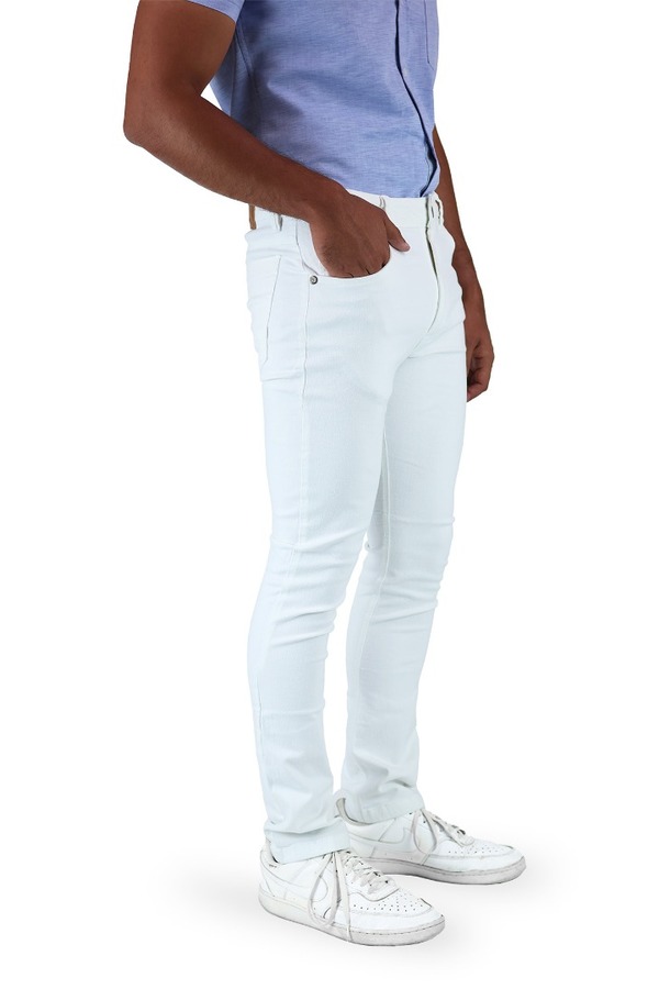Pantalón De Mezclilla Blanco Slim Fit Stretch Con Bolsas Para Caballero