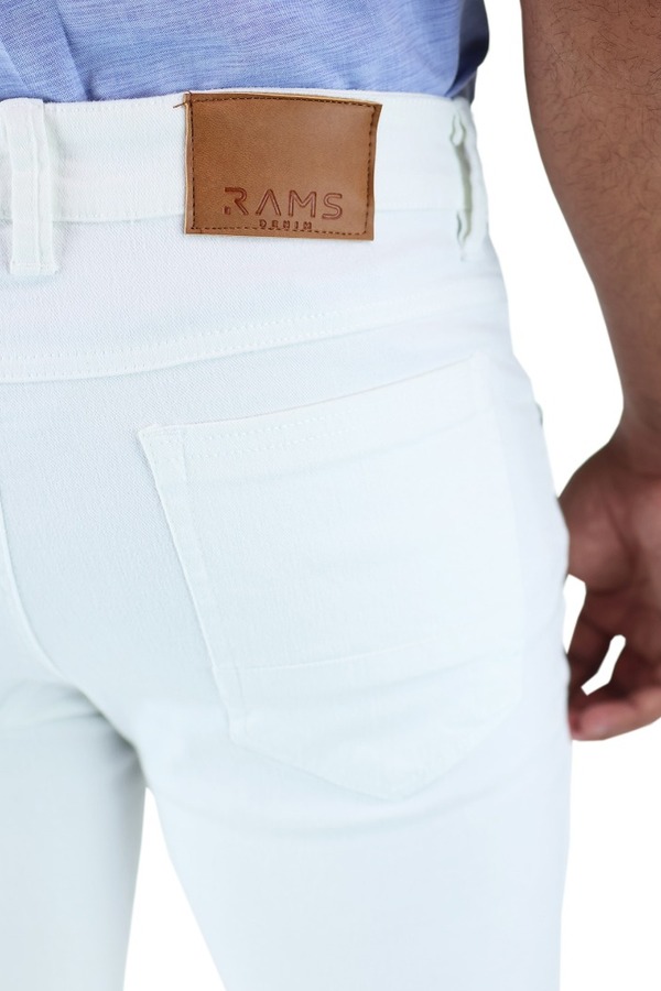 Pantalón De Mezclilla Blanco Slim Fit Stretch Con Bolsas Para Caballero