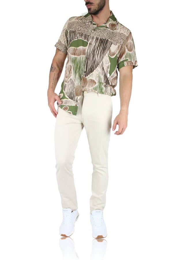 Pantalones Chinos Color Arena Slim Fit De Algodón Para Caballero